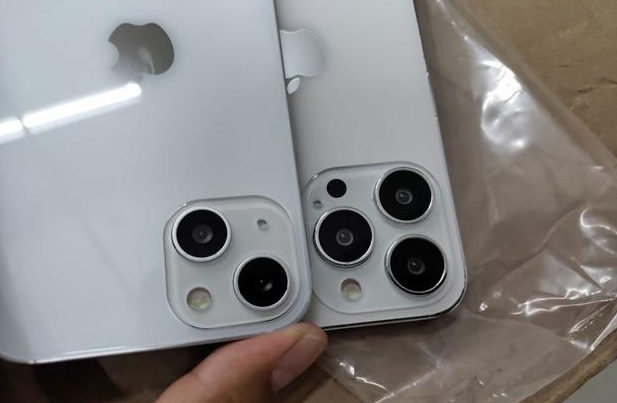 房县苹果手机维修分享iPhone 13‌机模长什么样 