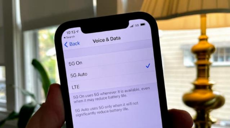 房县苹果手机维修分享iPhone 12如何打开或关闭5G网络 